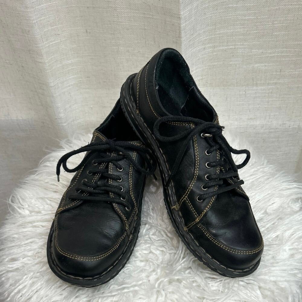 Born Handcrafted, Black Lace up Loafer Casual Work Shoe Women’s 9,
